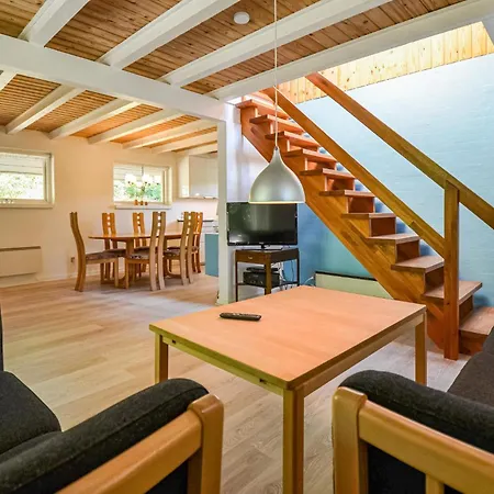 Three-bedroom In Дом отдыха Glesborg