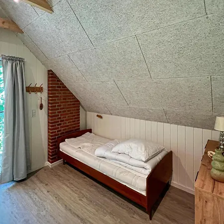 Three-bedroom In Holiday home