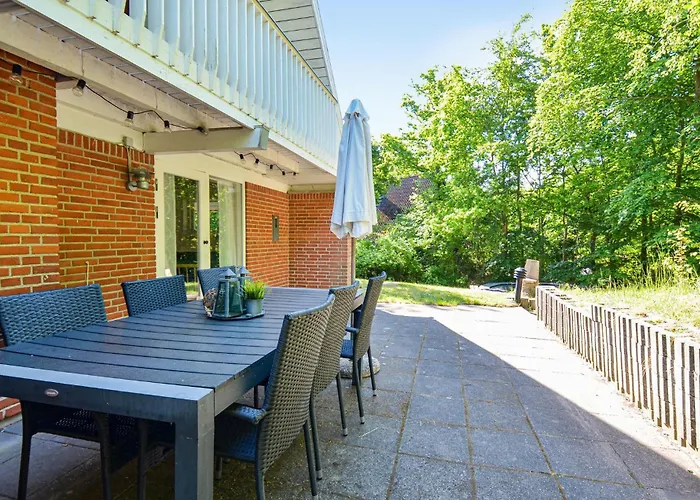 Feriehus Three-bedroom In Glesborg