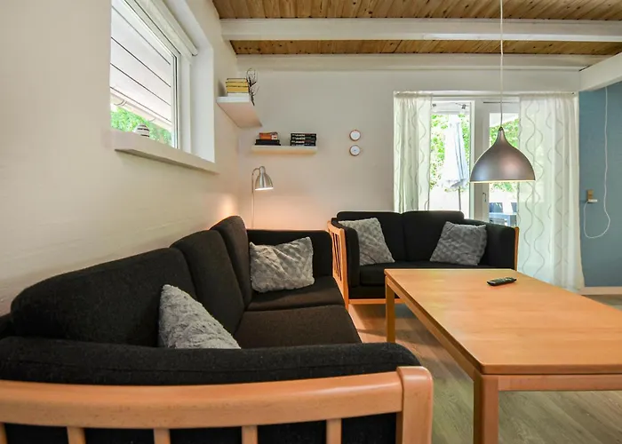 Feriehus Three-bedroom In
